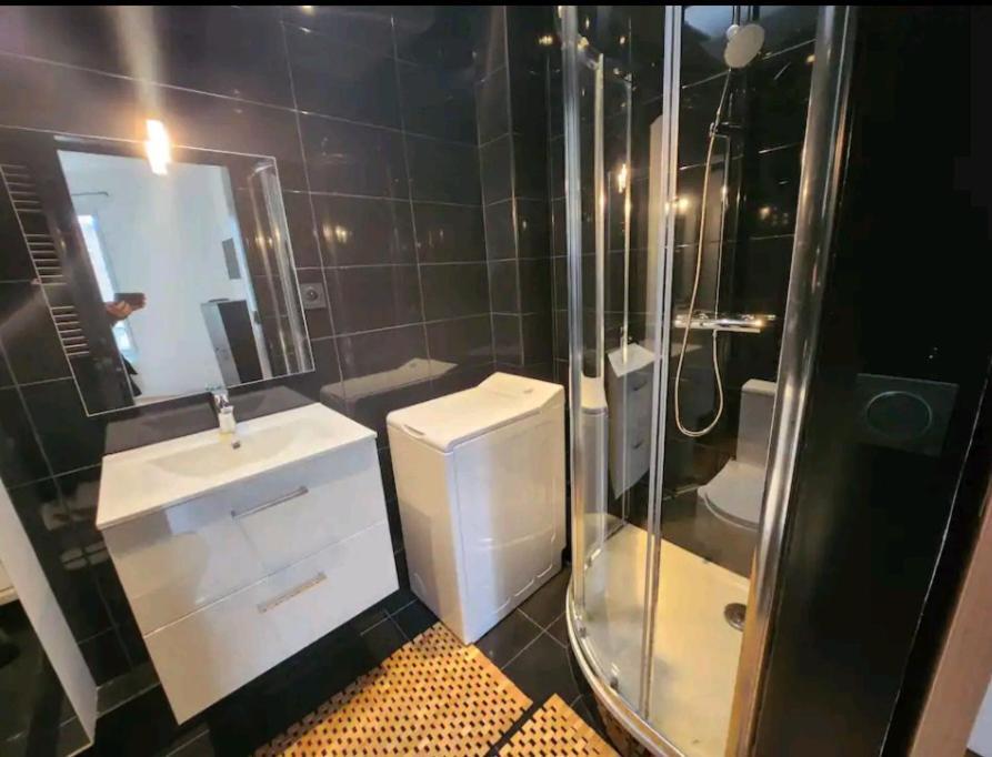Апартаменти Tres Beau 2 Pieces A 400M De Paris Жантії Екстер'єр фото